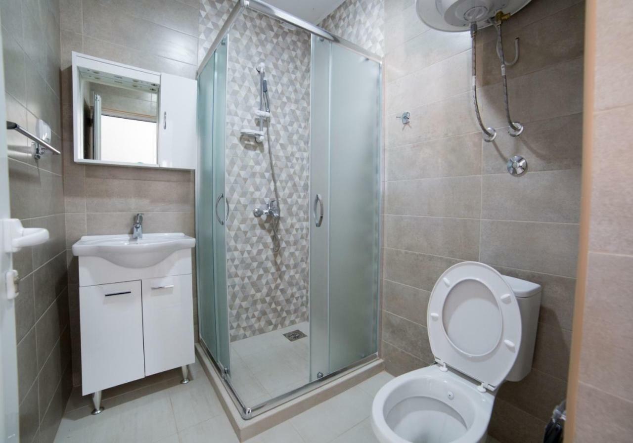 Apartments Rex Улцинь Экстерьер фото